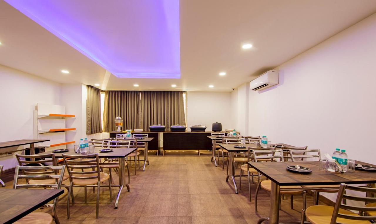 Treebo Noida Express Otel Dış mekan fotoğraf