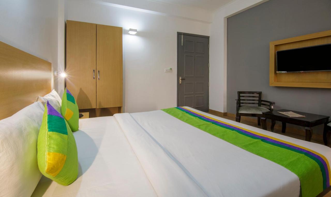 Treebo Noida Express Otel Dış mekan fotoğraf