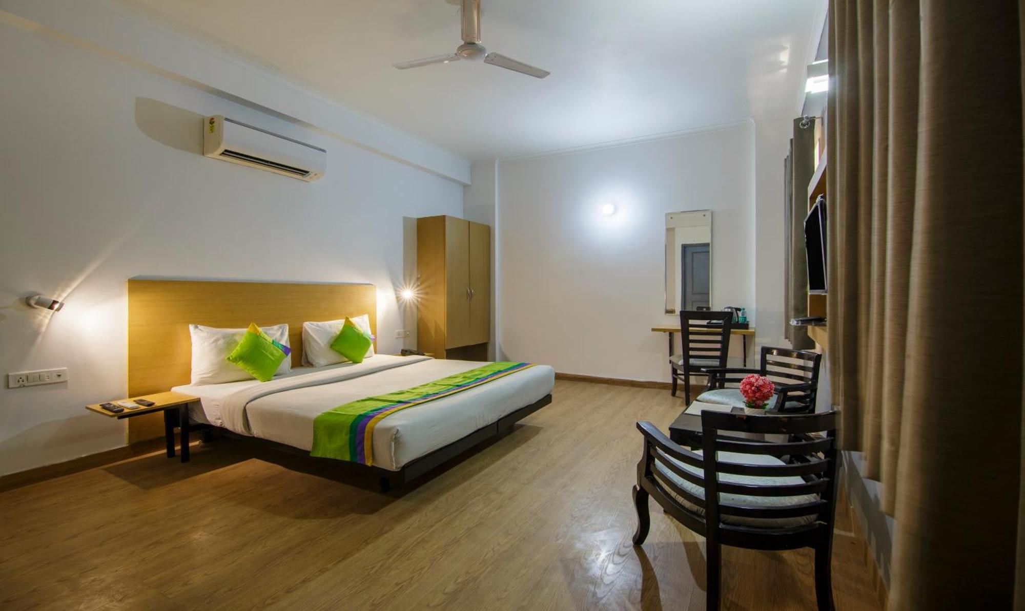 Treebo Noida Express Otel Dış mekan fotoğraf